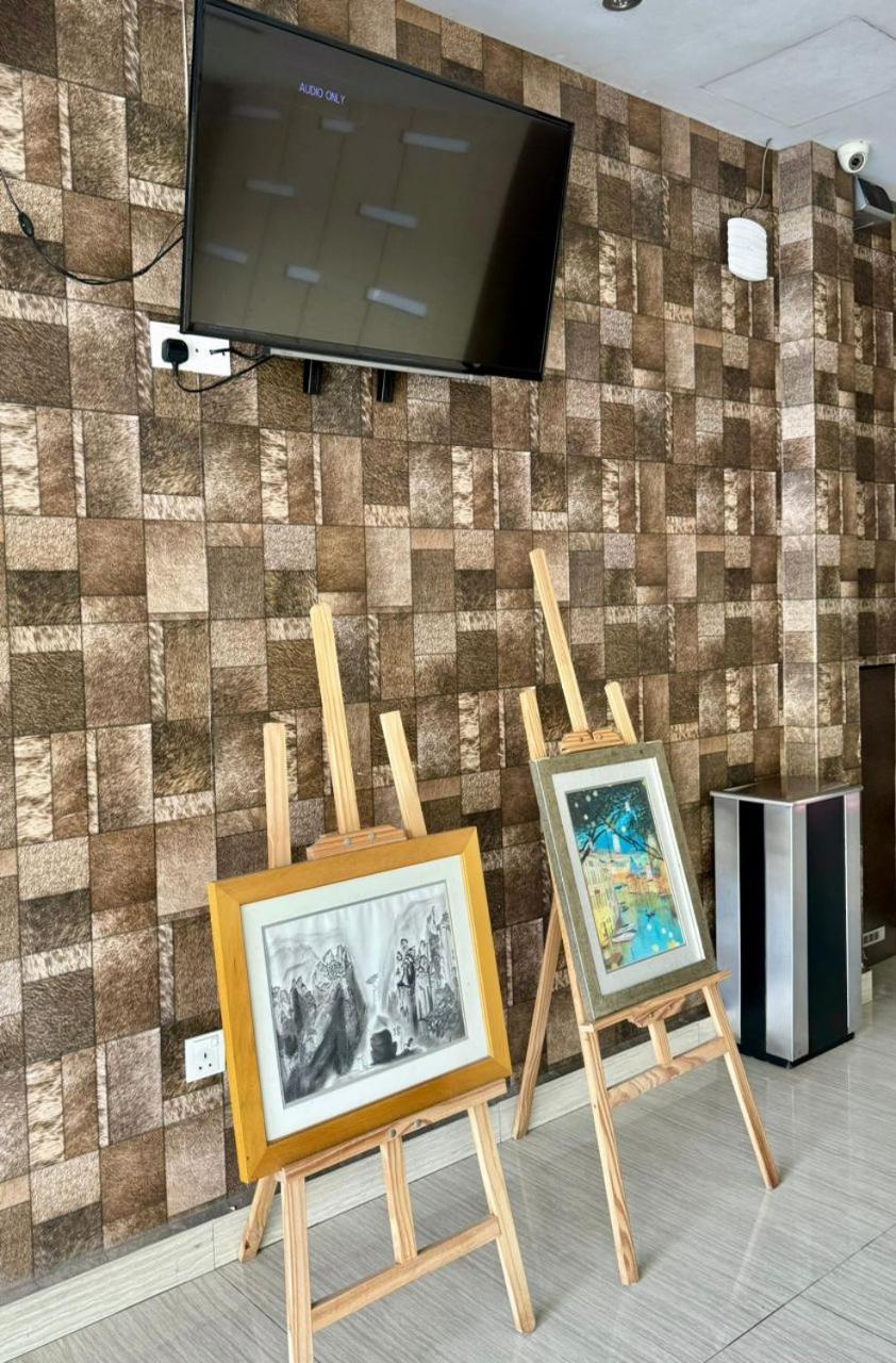Hotel Zamburger Legenda Johor Bahru Buitenkant foto