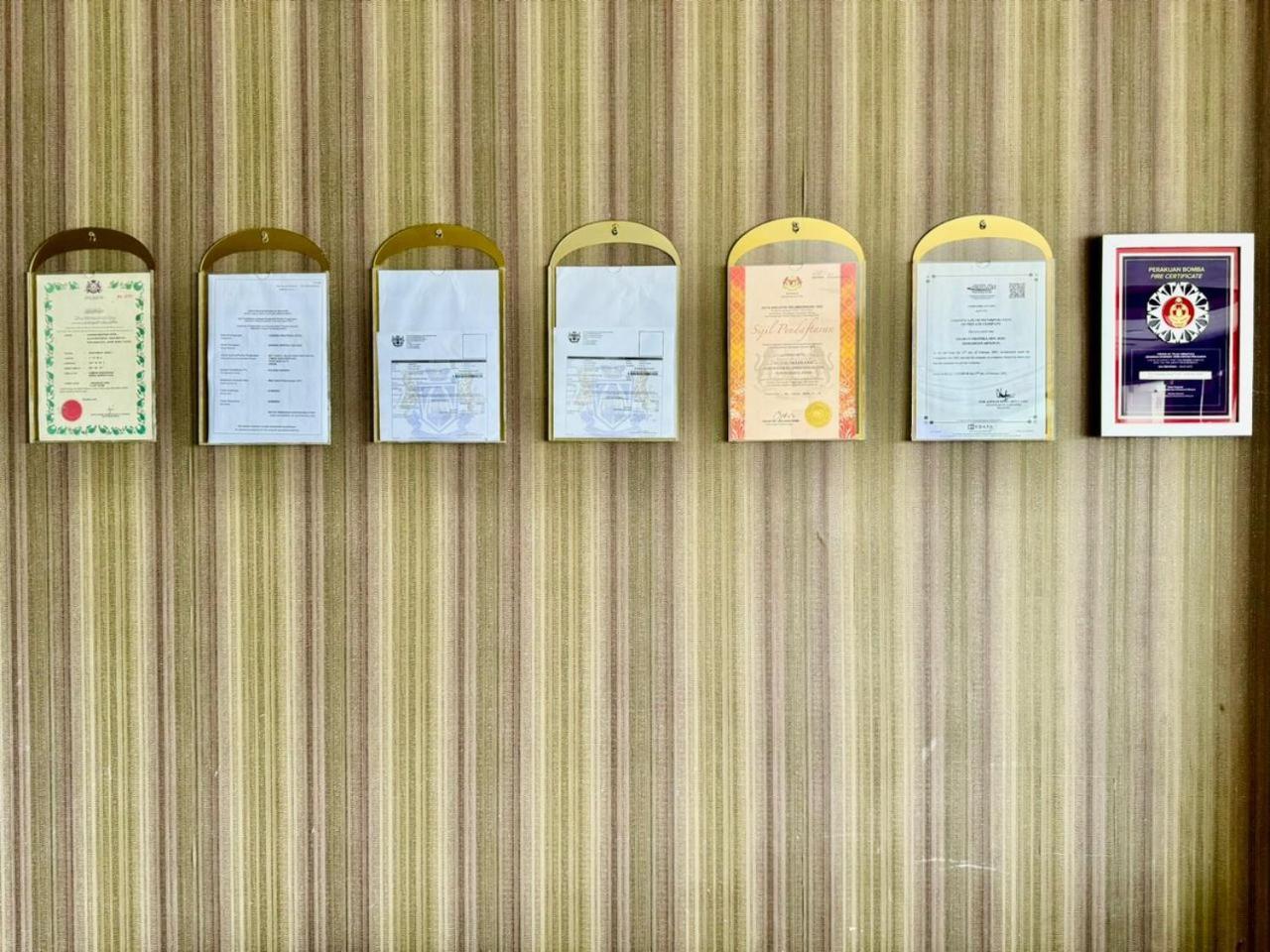 Hotel Zamburger Legenda Johor Bahru Buitenkant foto