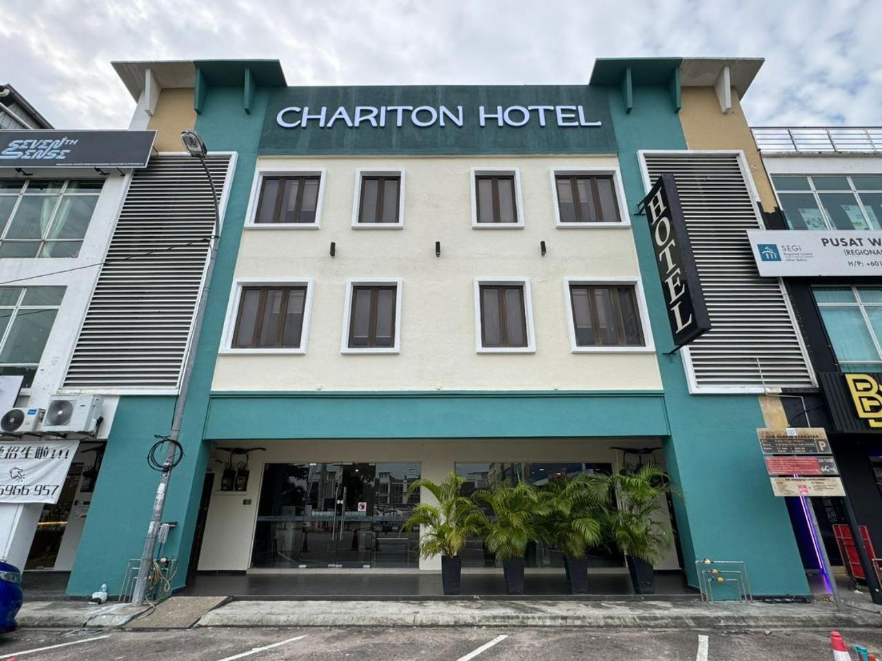 Hotel Zamburger Legenda Johor Bahru Buitenkant foto