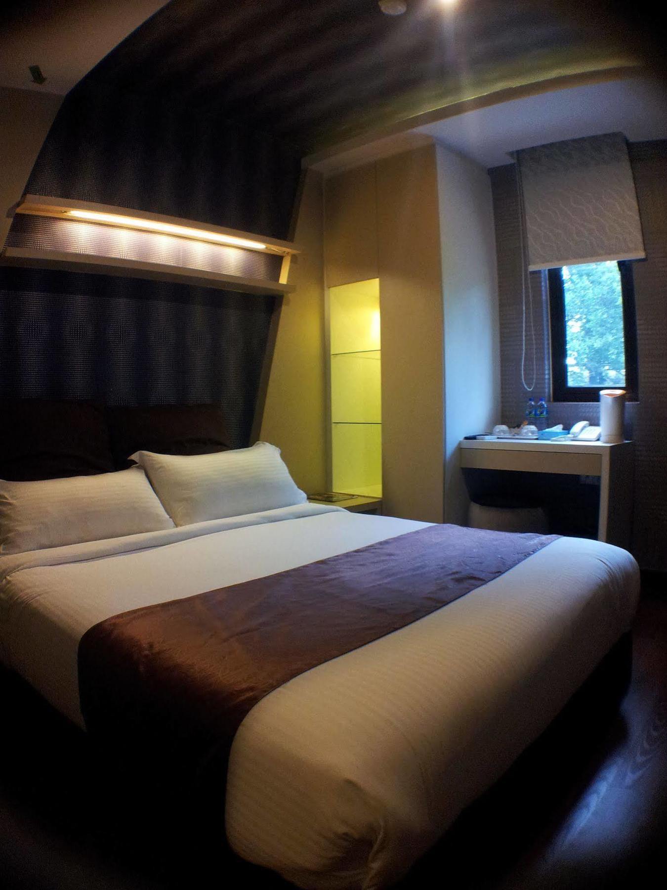 Hotel Zamburger Legenda Johor Bahru Buitenkant foto