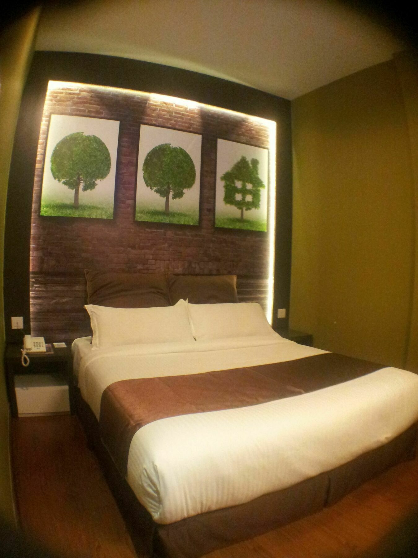 Hotel Zamburger Legenda Johor Bahru Buitenkant foto